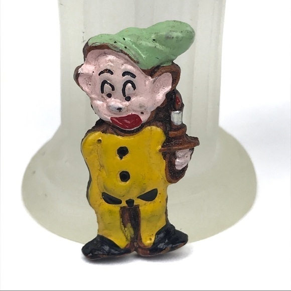 Depression Era 1938 Walt Disney Wooden Dopey Pin - Picture 1 of 8